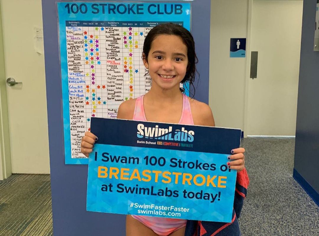 young swimmer at SafeSplash SwimLabs Louisville