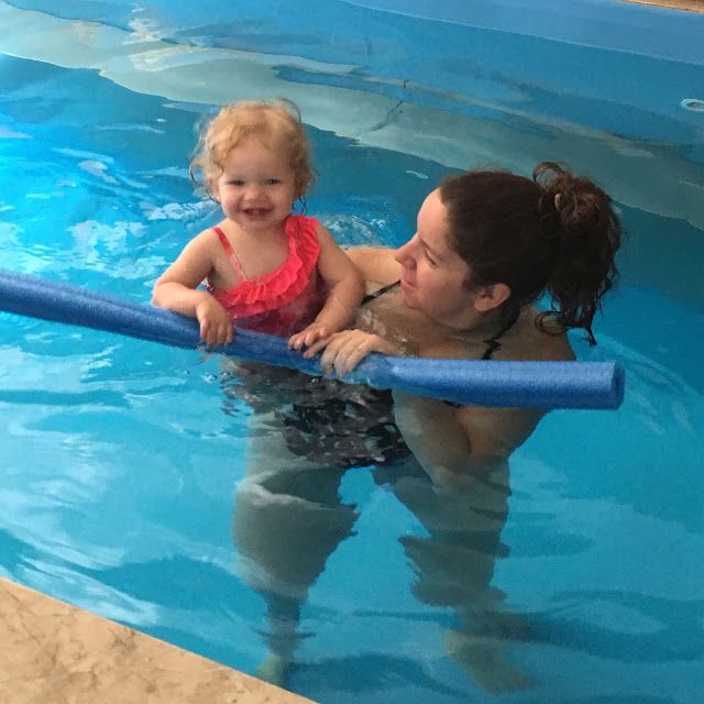 picture of Linda's daughter and granddaughter in her Original Endless Pools swimming machine