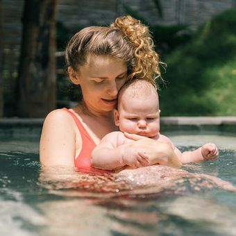 An Intro to Infant Swimming Lessons