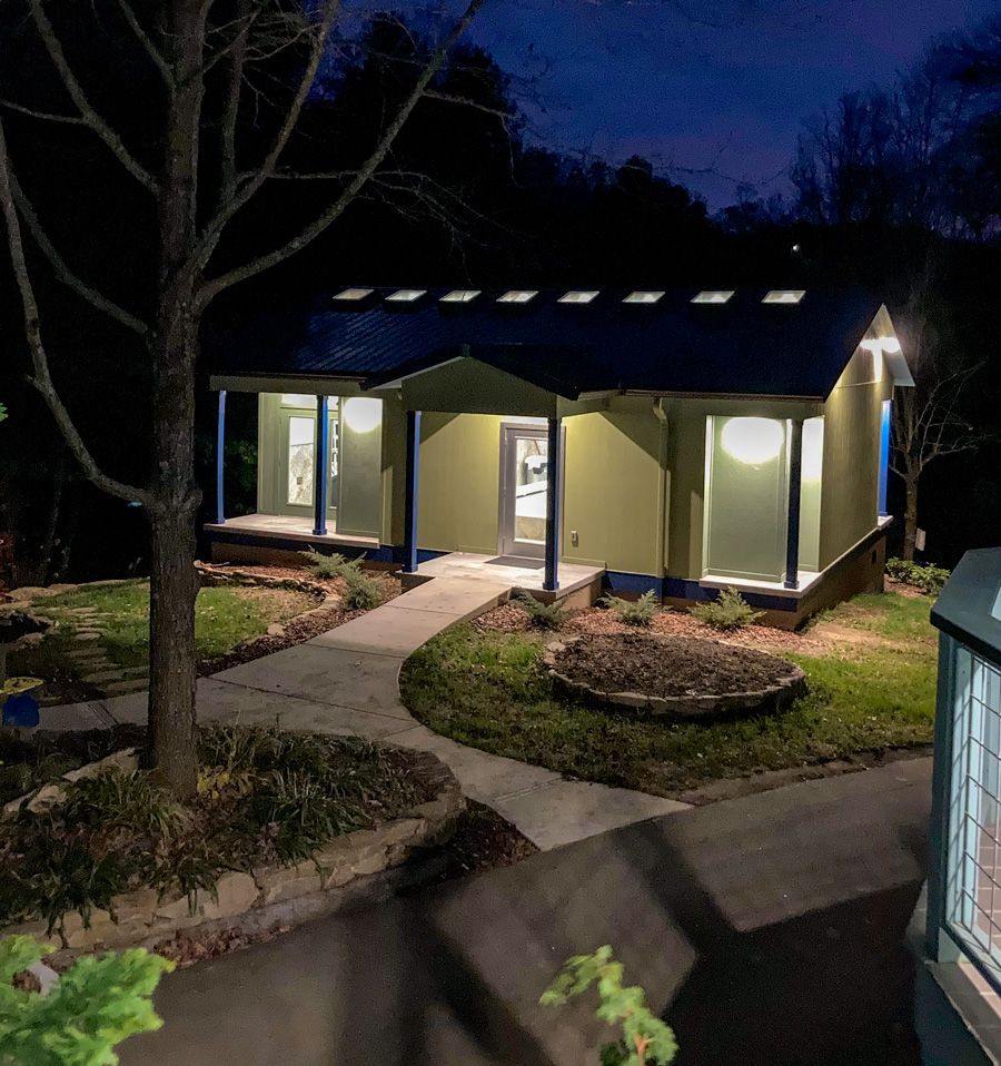 picture of a poolhouse exterior in North Carolina