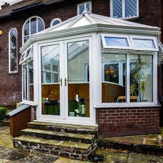 picture of Coach Carol's conservatory with her indoor Endless Pools installation